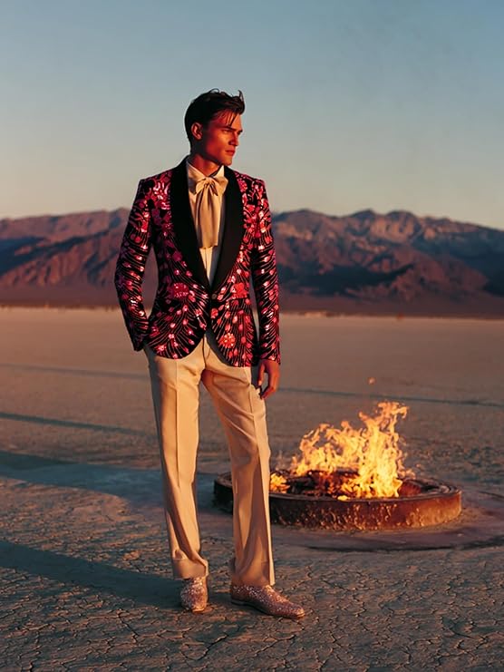 7 Best Christmas Party Outfit Looks for Everyone