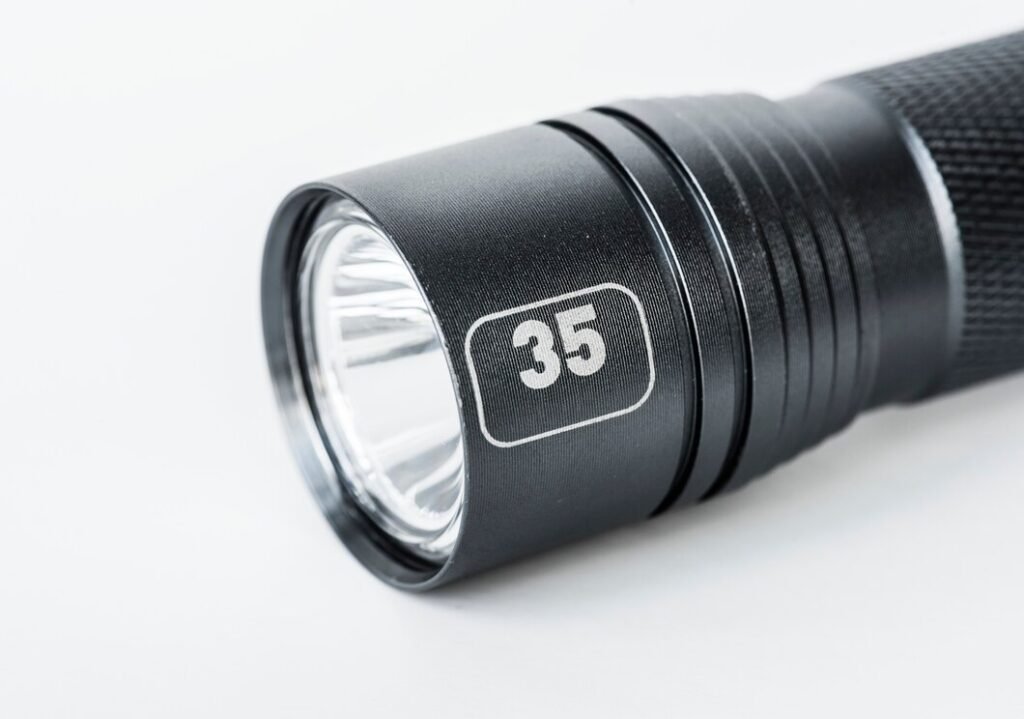 6 Gadgets That Will Make Travelling Easy